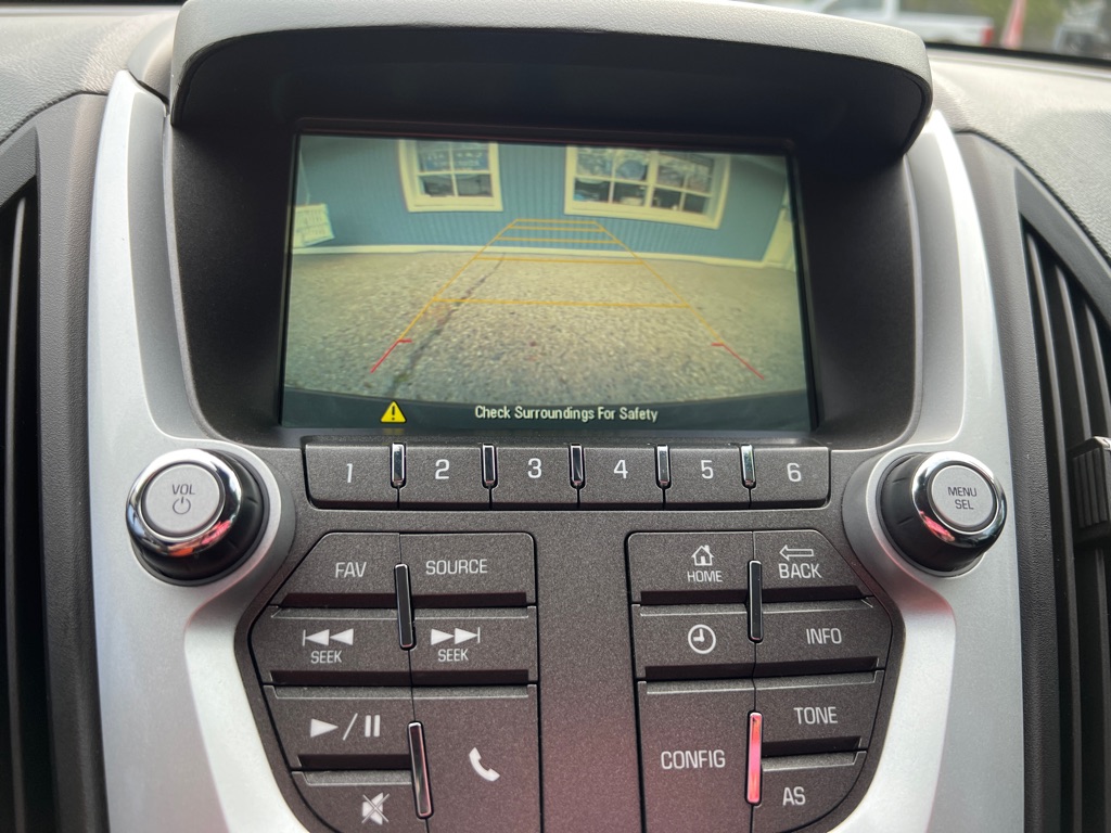 Photo 31 of this CHEVROLET EQUINOX