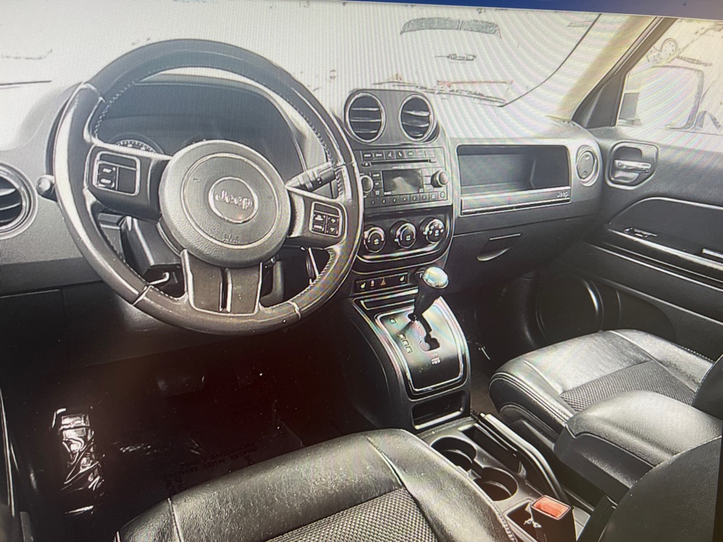 Photo 6 of this JEEP PATRIOT
