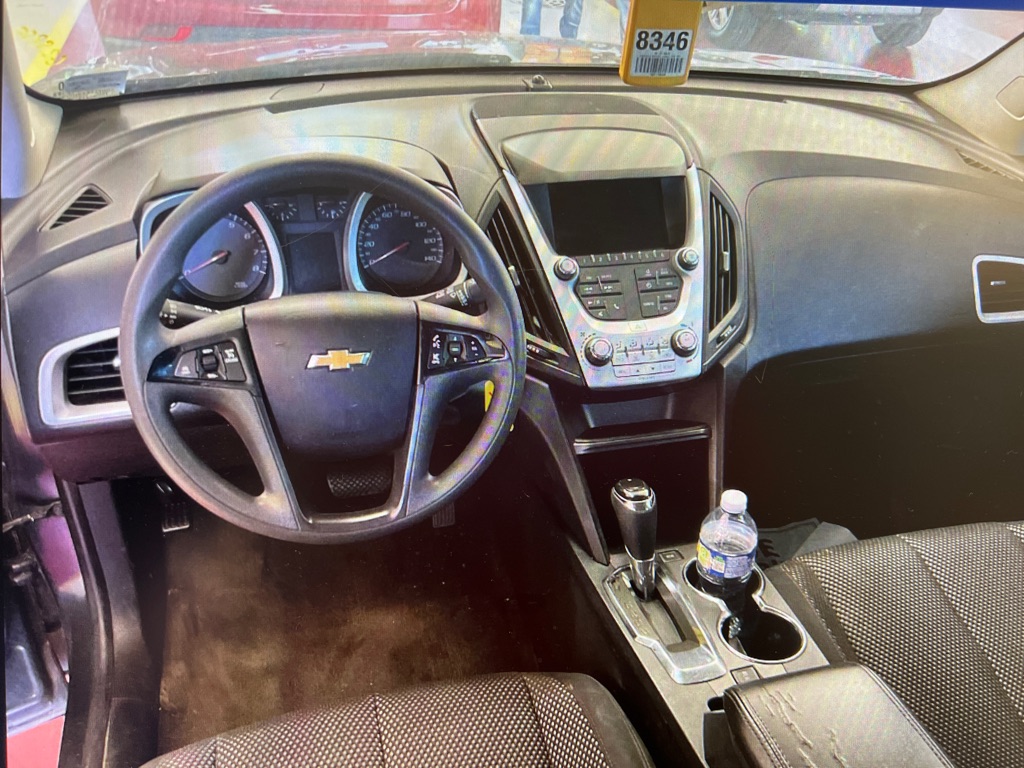 Photo 7 of this CHEVROLET EQUINOX