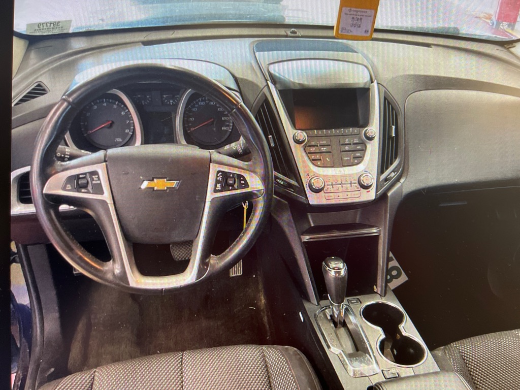 Photo 7 of this CHEVROLET EQUINOX