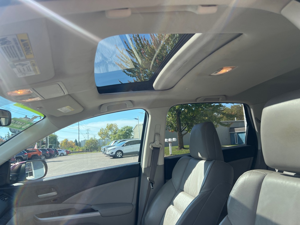 Photo 28 of this HONDA CR-V
