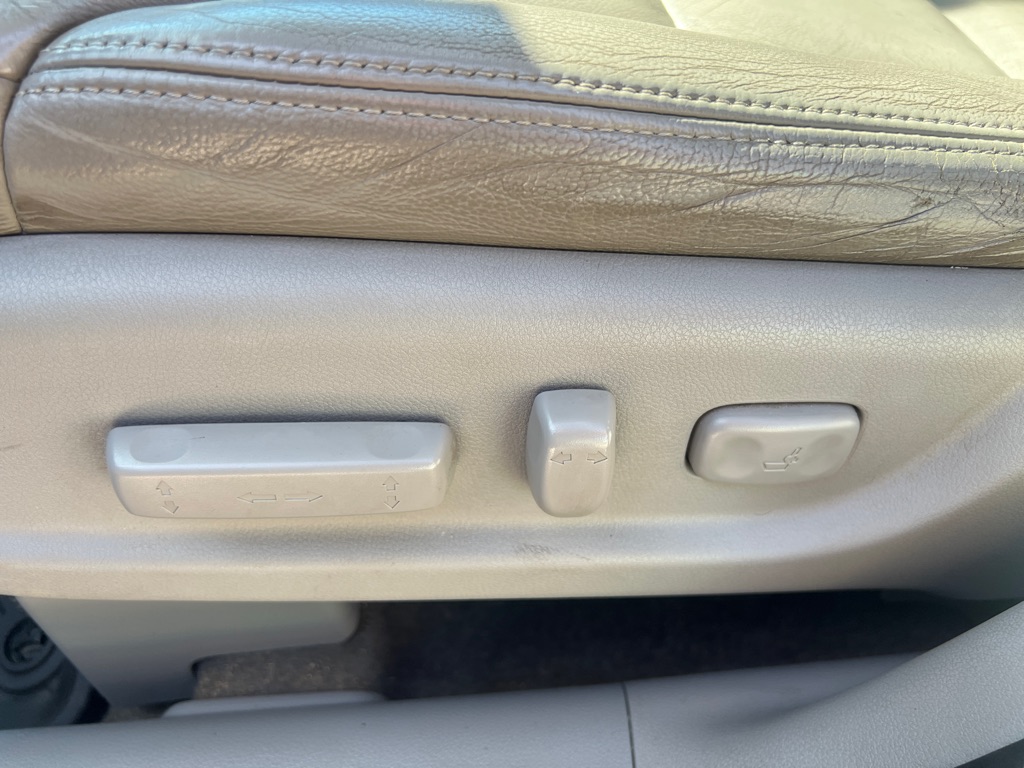 Photo 39 of this HONDA CR-V