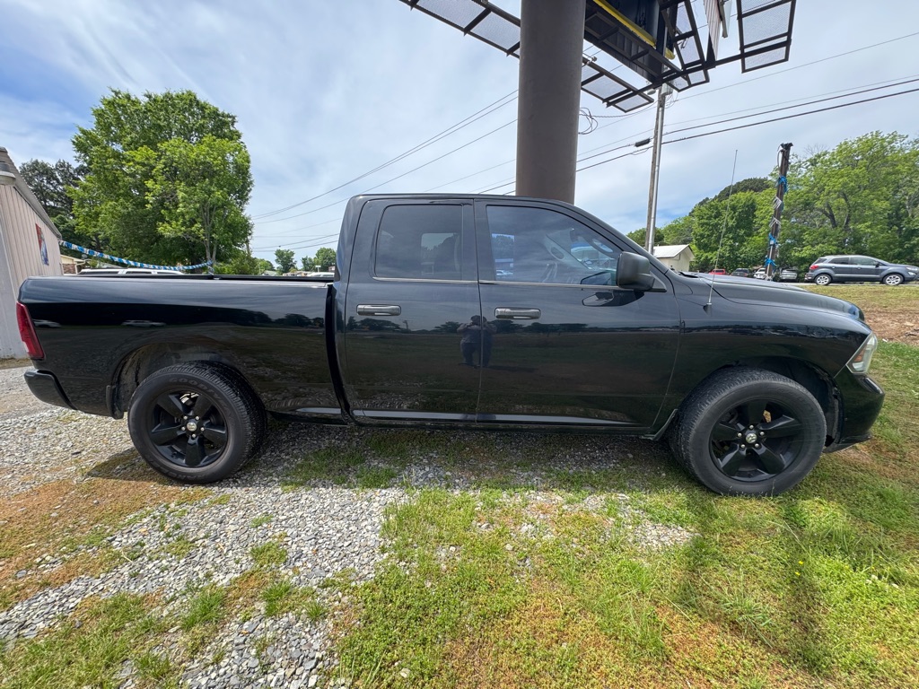 Photo 5 of this RAM 1500