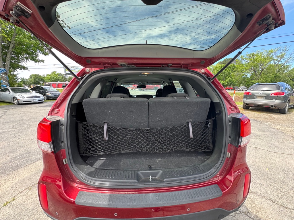 Photo 8 of this KIA SORENTO
