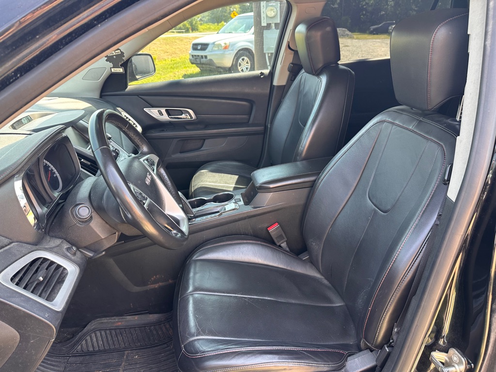 Photo 34 of this GMC TERRAIN