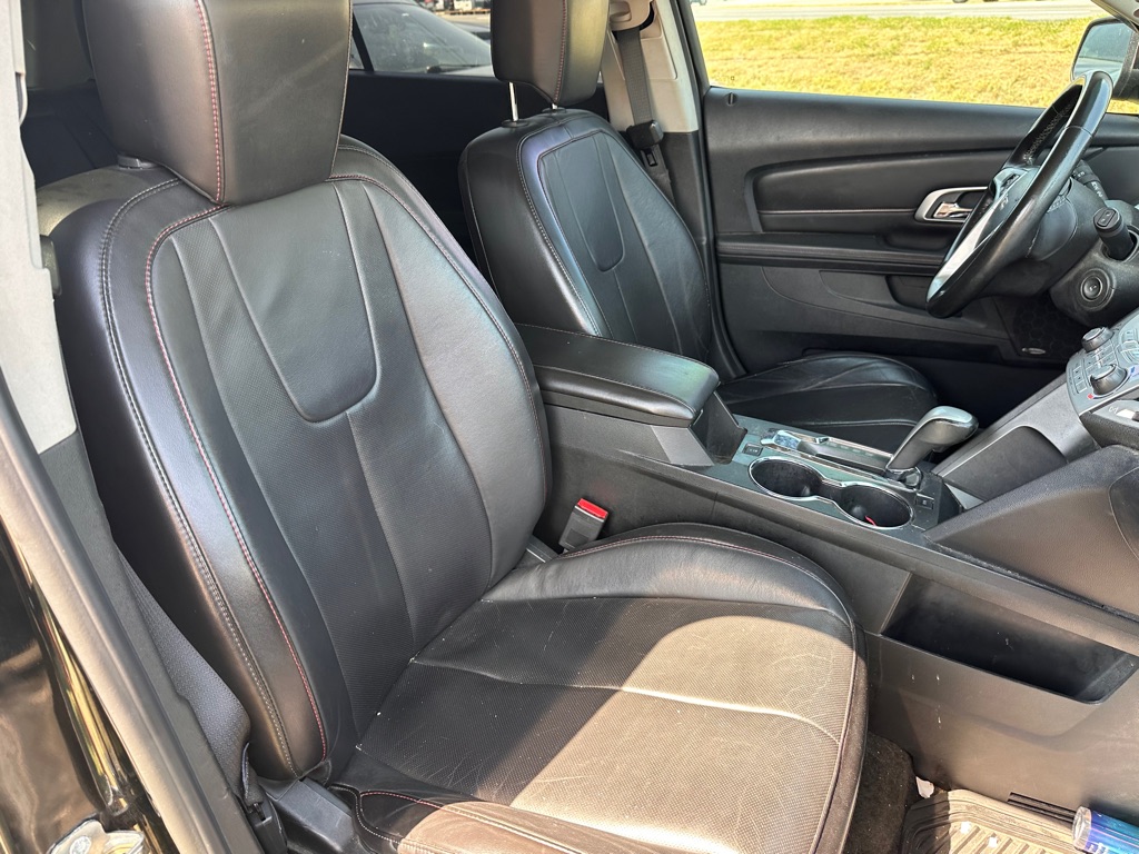 Photo 37 of this GMC TERRAIN