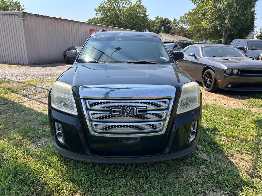 Photo 21 of this GMC TERRAIN