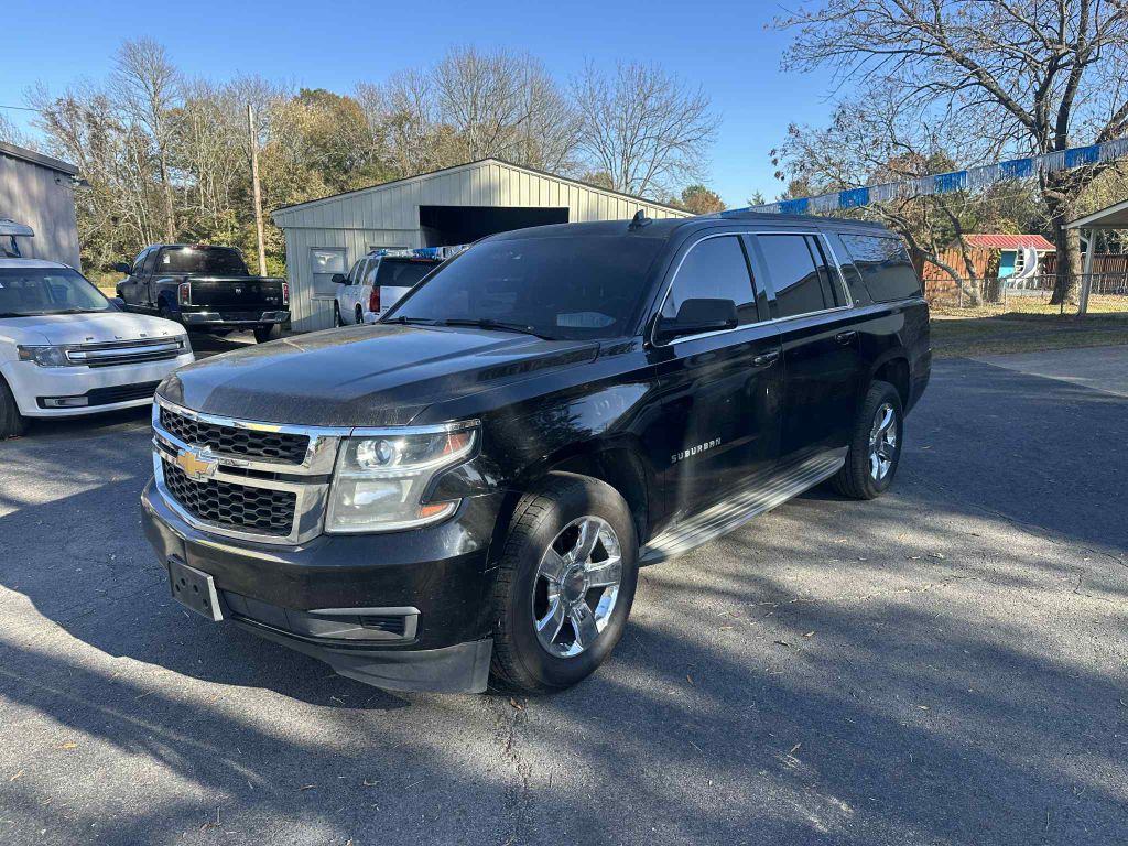 Photo 9 of this CHEVROLET SUBURBAN
