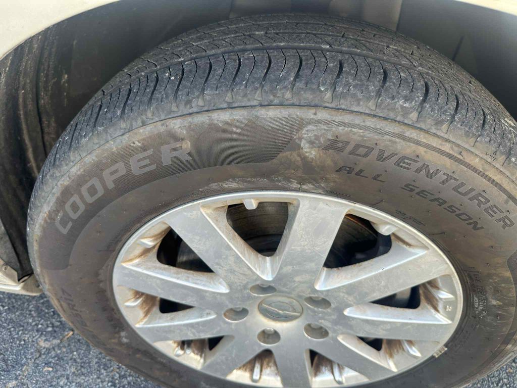 Photo 19 of this CHRYSLER TOWN & COUNTRY
