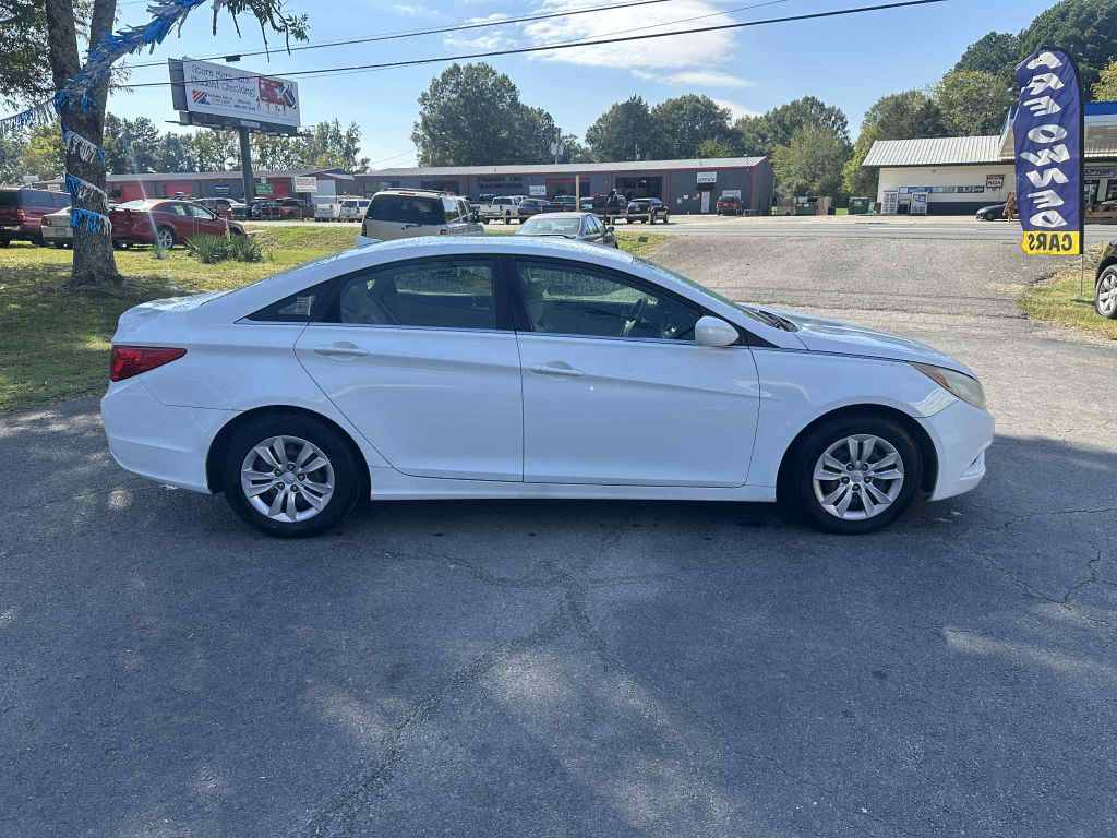 Photo 4 of this HYUNDAI SONATA