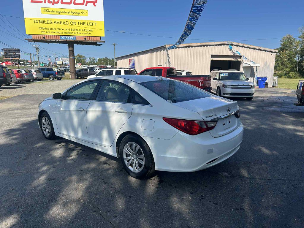 Photo 7 of this HYUNDAI SONATA