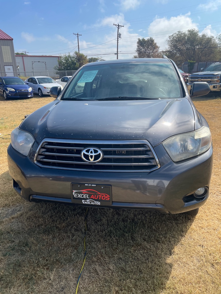 Photo 9 of this TOYOTA HIGHLANDER