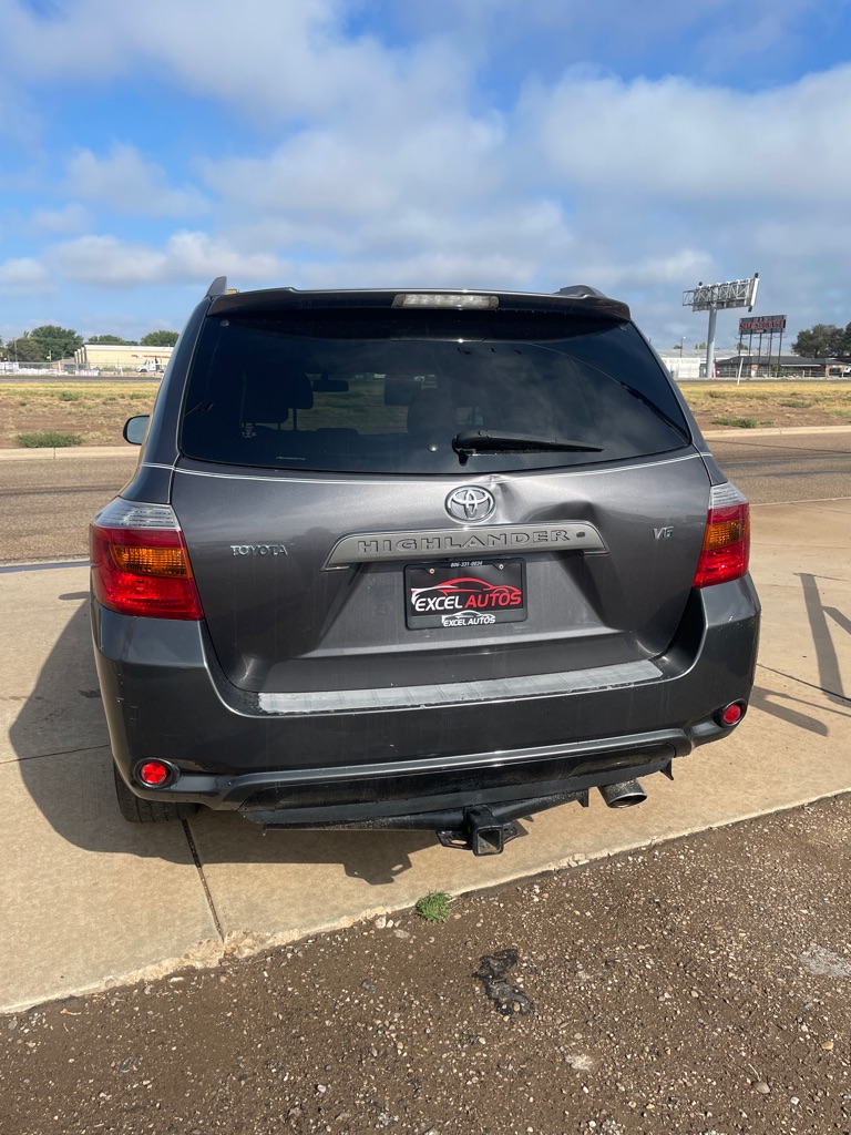 Photo 5 of this TOYOTA HIGHLANDER