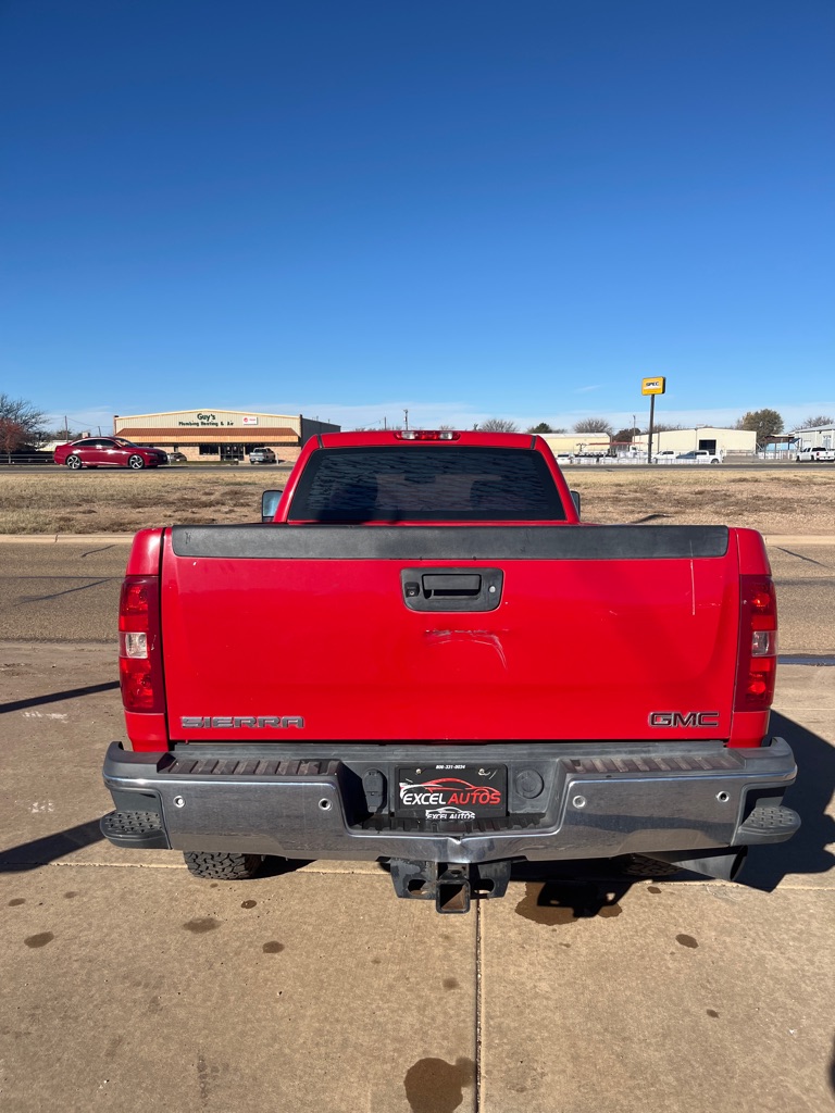 Photo 4 of this GMC SIERRA