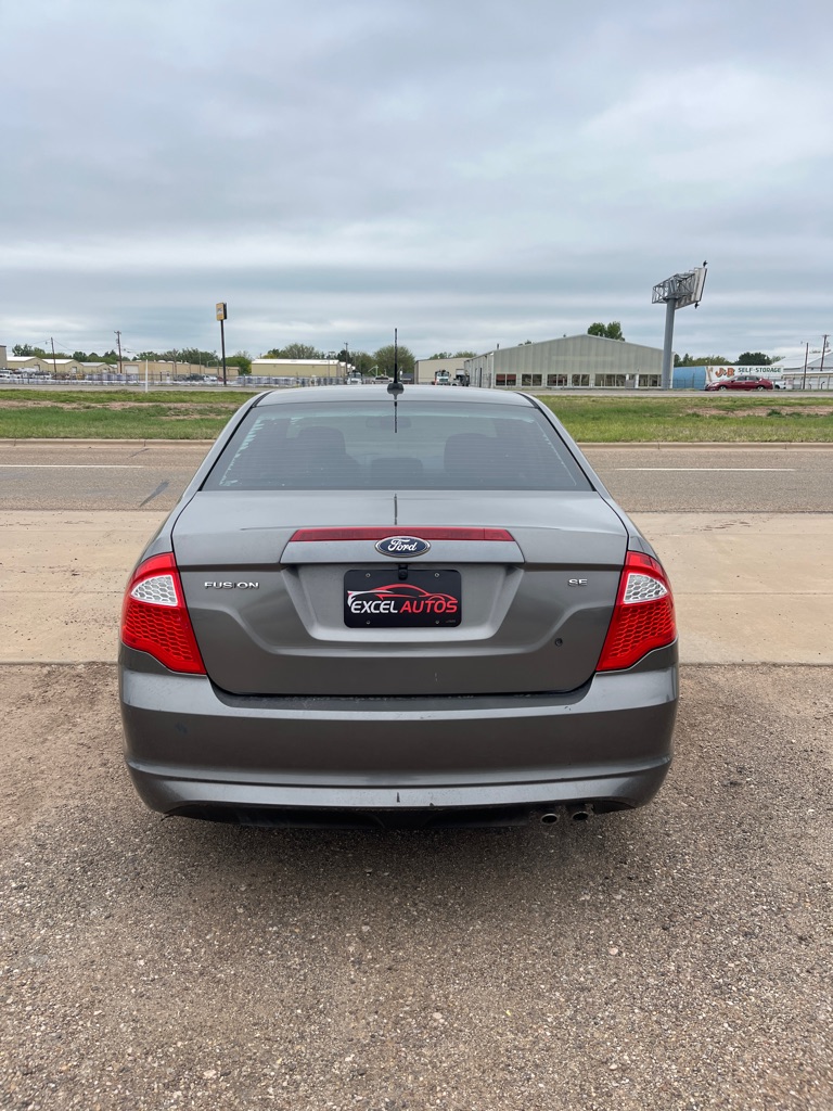 Photo 3 of this FORD FUSION