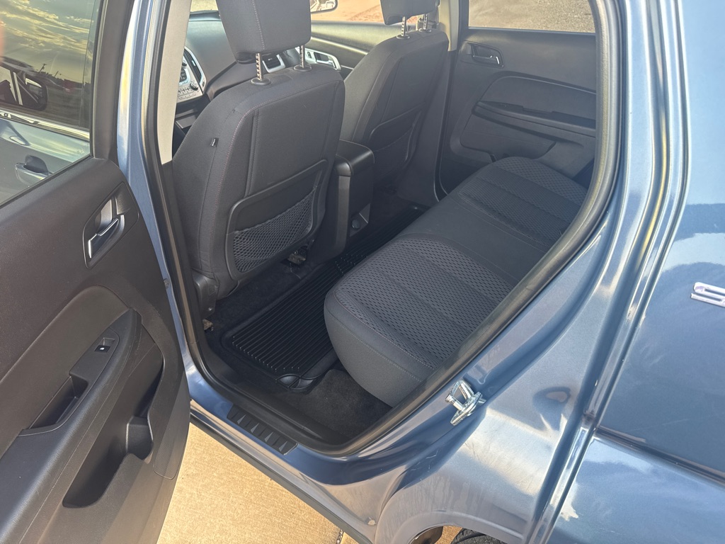 Photo 6 of this GMC TERRAIN