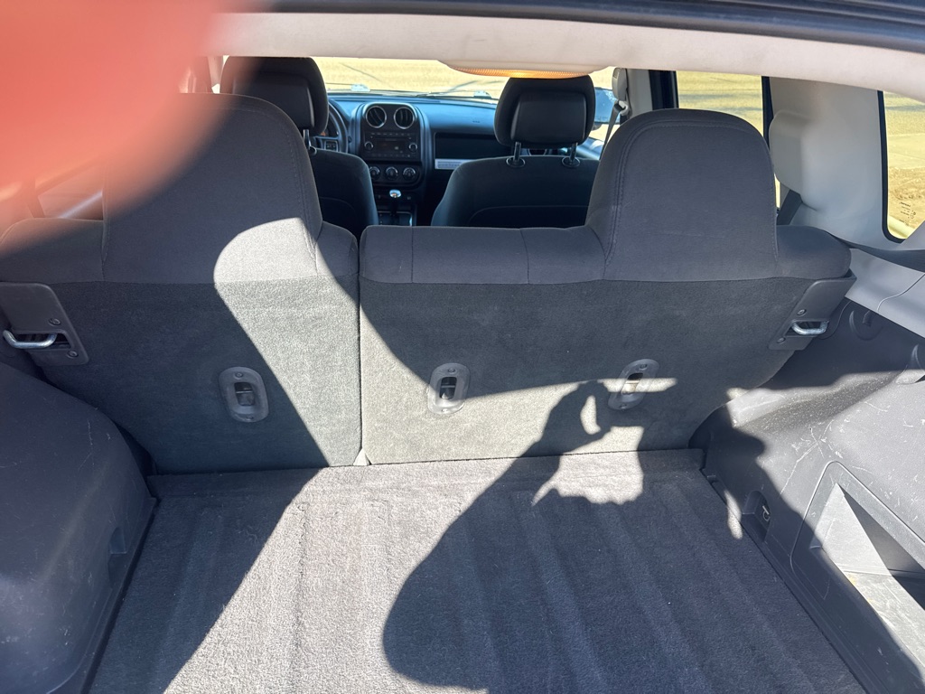 Photo 5 of this JEEP COMPASS