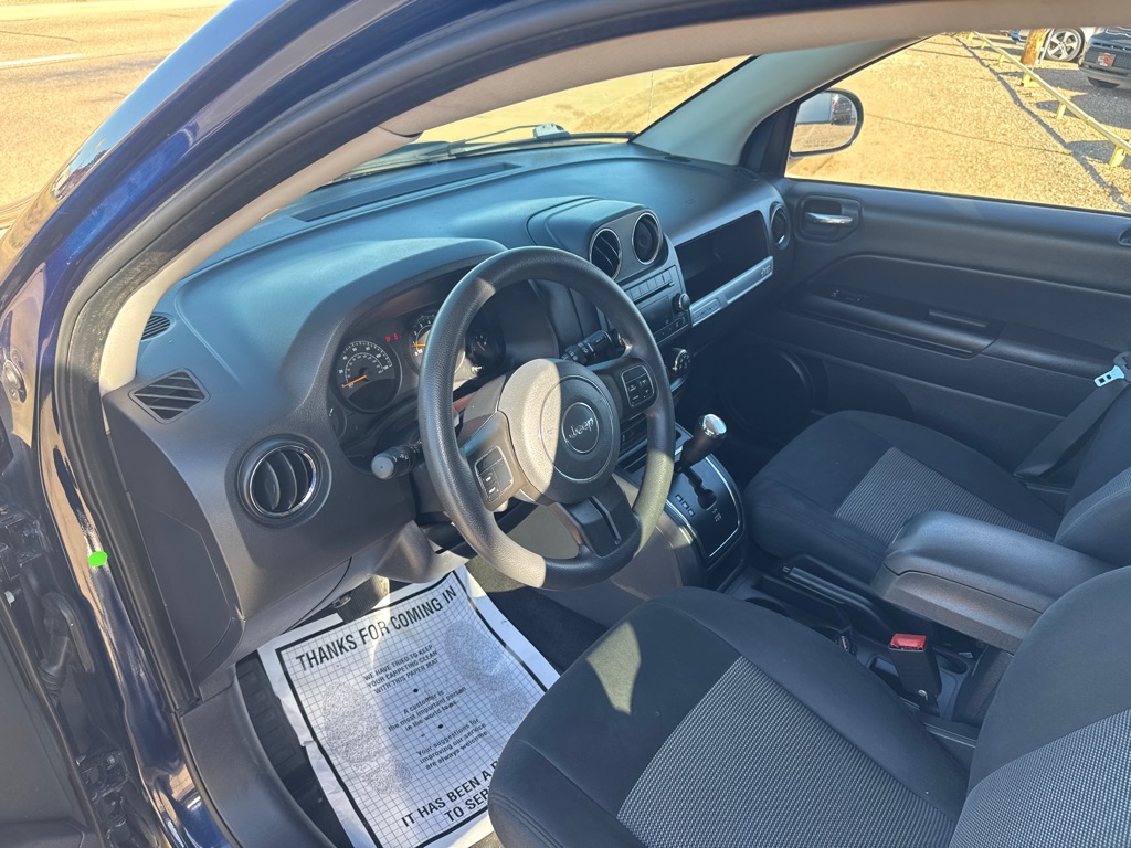 Photo 9 of this JEEP COMPASS
