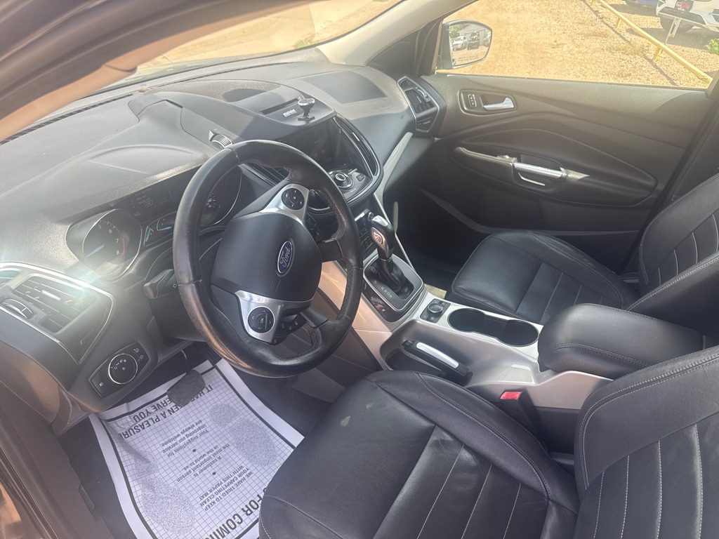 Photo 9 of this FORD ESCAPE