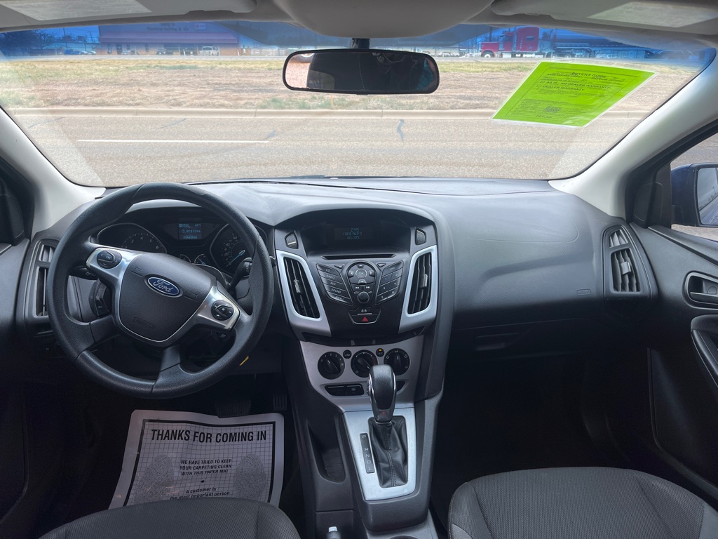 Photo 5 of this FORD FOCUS