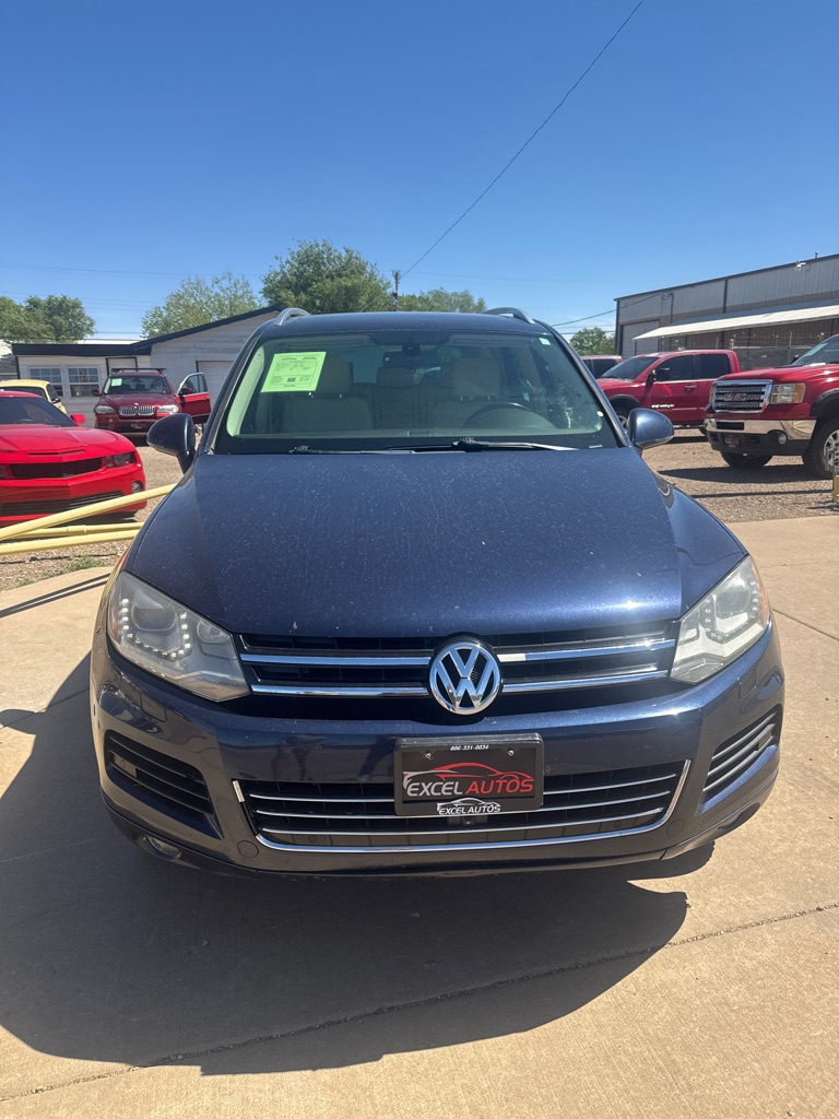 Photo 5 of this VOLKSWAGEN TOUAREG