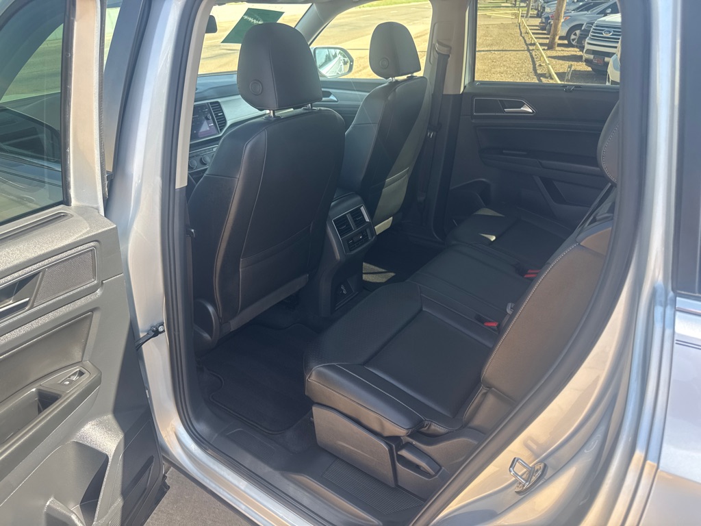 Photo 6 of this VOLKSWAGEN ATLAS