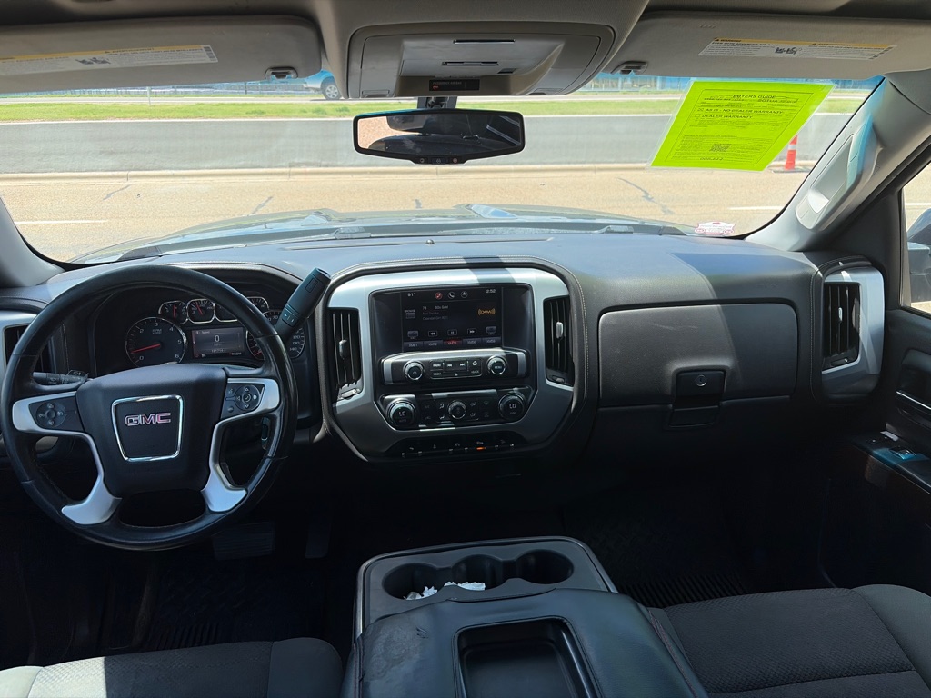 Photo 6 of this GMC SIERRA