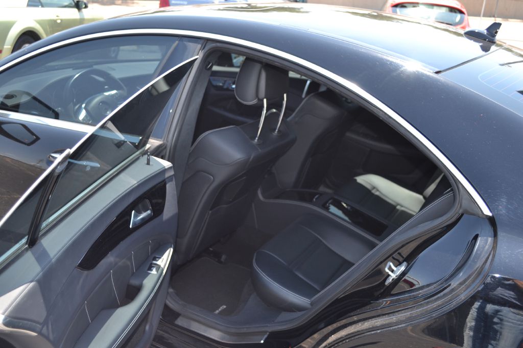 Photo 6 of this MERCEDES-BENZ CLS 63AMG
