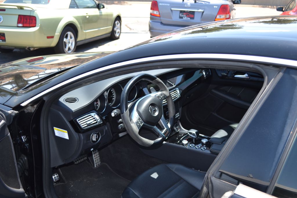 Photo 8 of this MERCEDES-BENZ CLS 63AMG