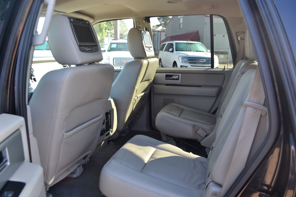 Photo 6 of this FORD EXPEDITION