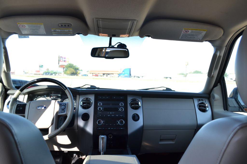Photo 7 of this FORD EXPEDITION