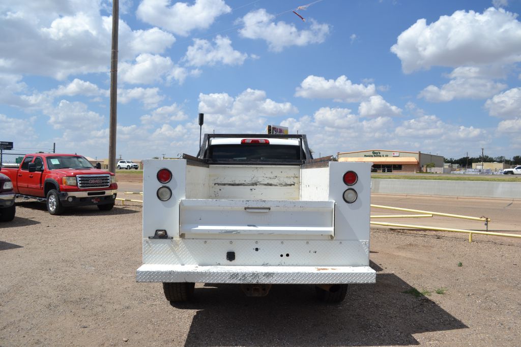 Photo 5 of this CHEVROLET SILVERADO 2500