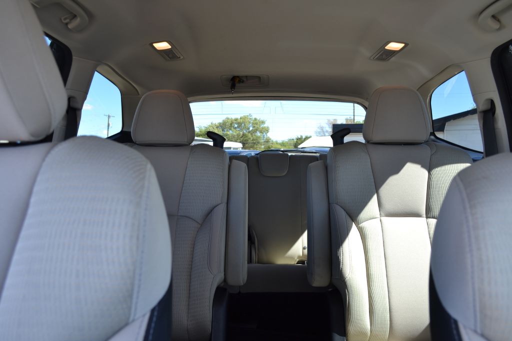 Photo 6 of this SUBARU ASCENT