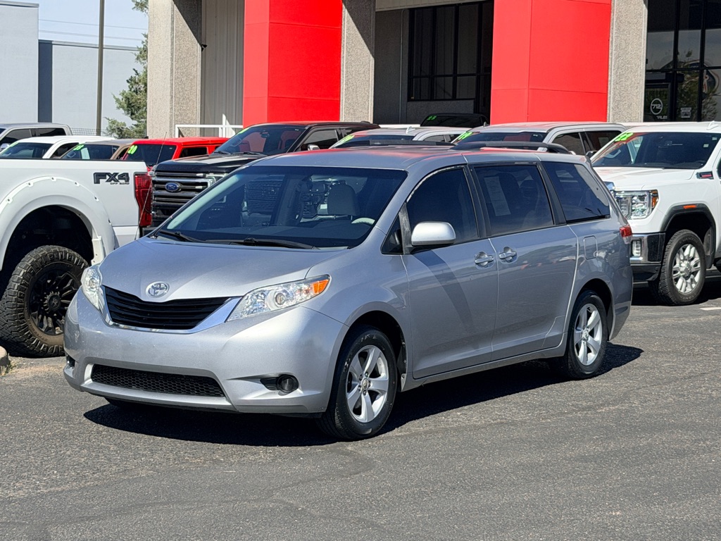 Silver 2012 Toyota Sienna LE 7-Passenger Minivan Front-Wheel Drive Automatic