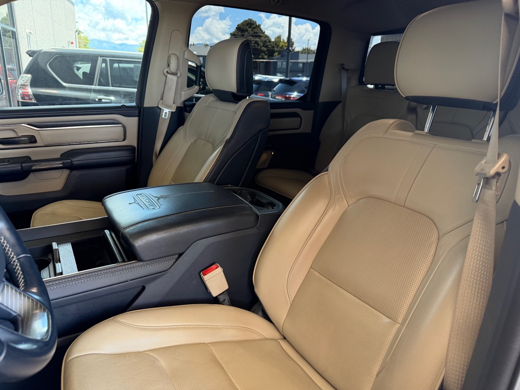 Photo 6 of this RAM 1500
