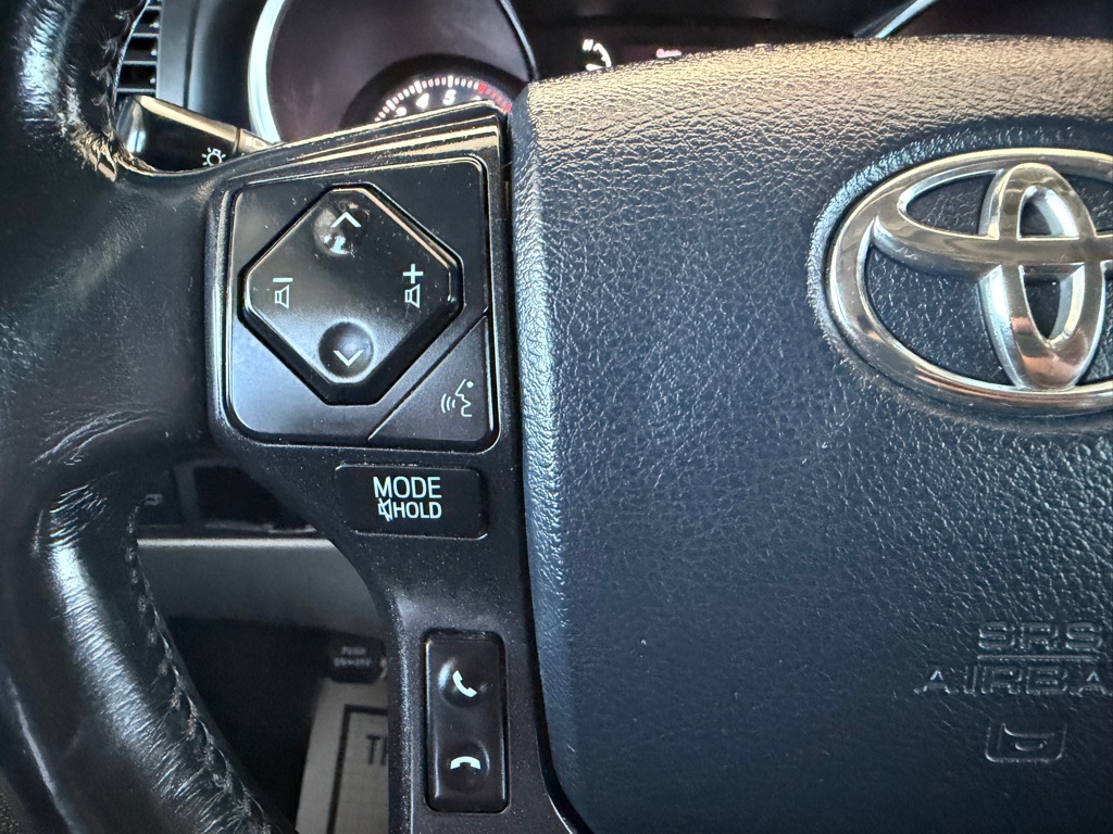 Photo 9 of this TOYOTA SEQUOIA