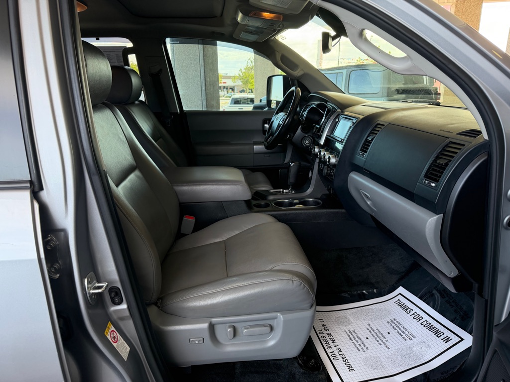 Photo 39 of this TOYOTA SEQUOIA