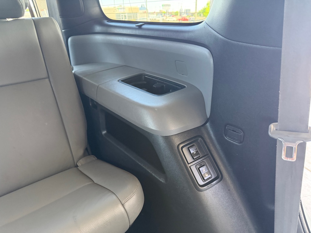 Photo 28 of this TOYOTA SEQUOIA
