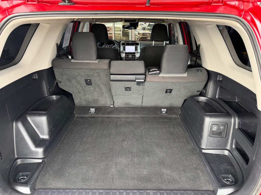 Photo 24 of this TOYOTA 4RUNNER