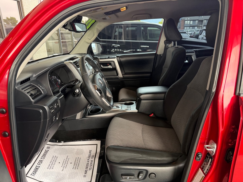 Photo 5 of this TOYOTA 4RUNNER