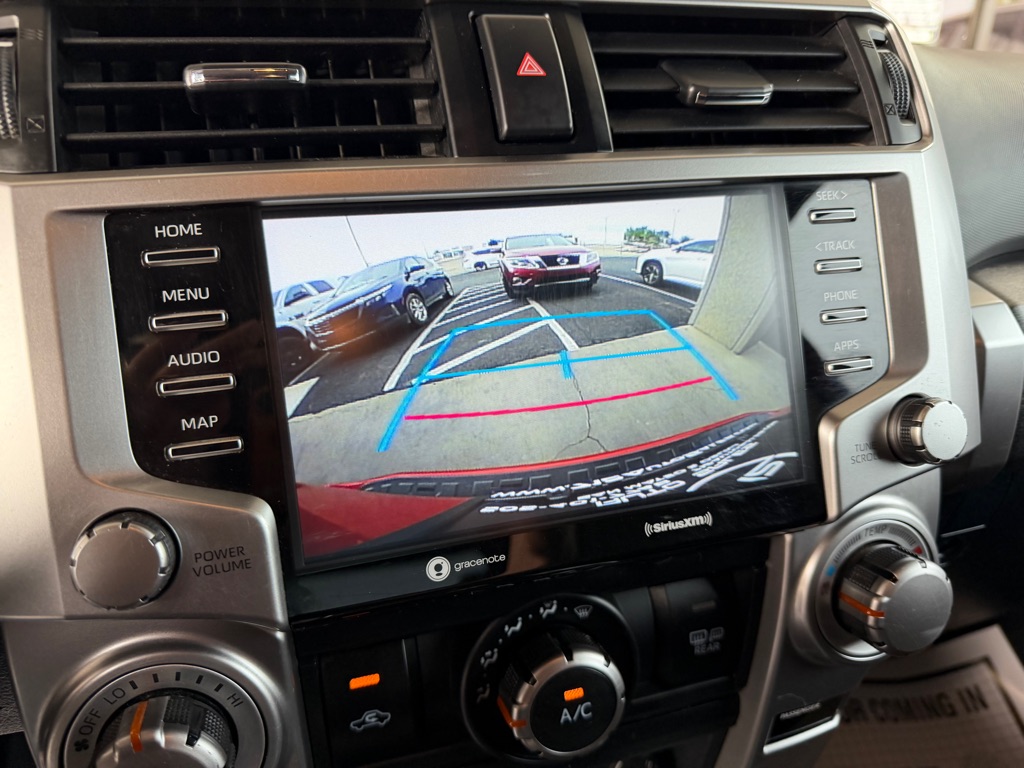 Photo 13 of this TOYOTA 4RUNNER