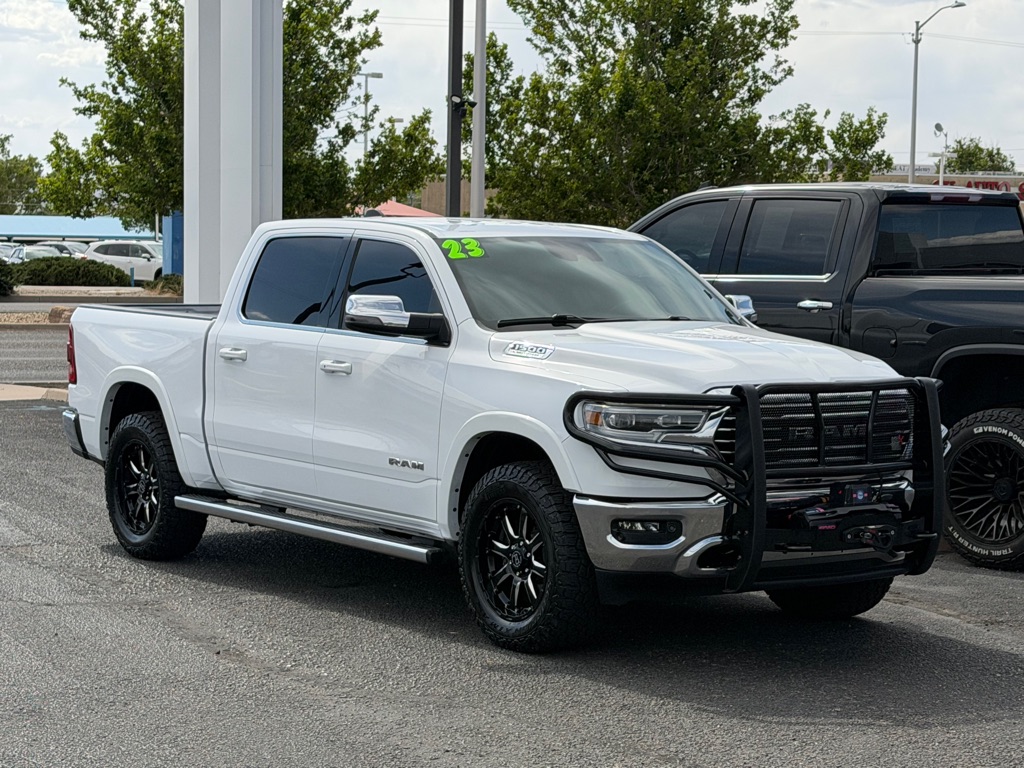 Photo 4 of this RAM 1500