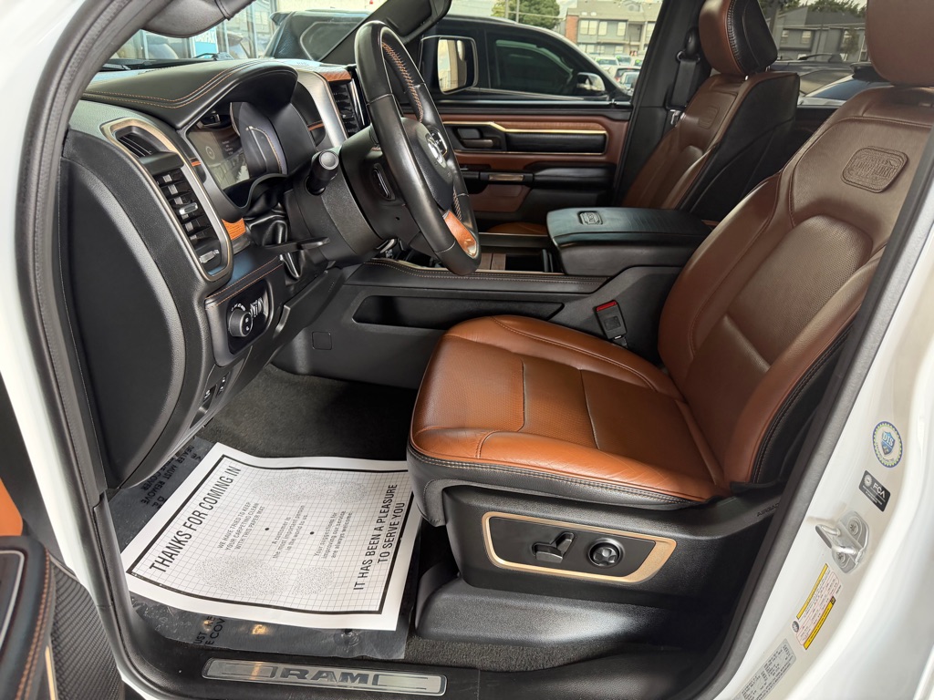 Photo 5 of this RAM 1500
