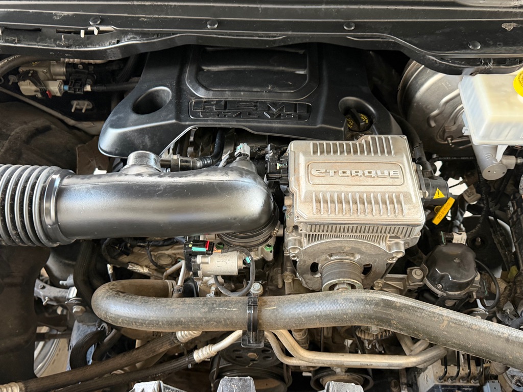 Photo 38 of this RAM 1500