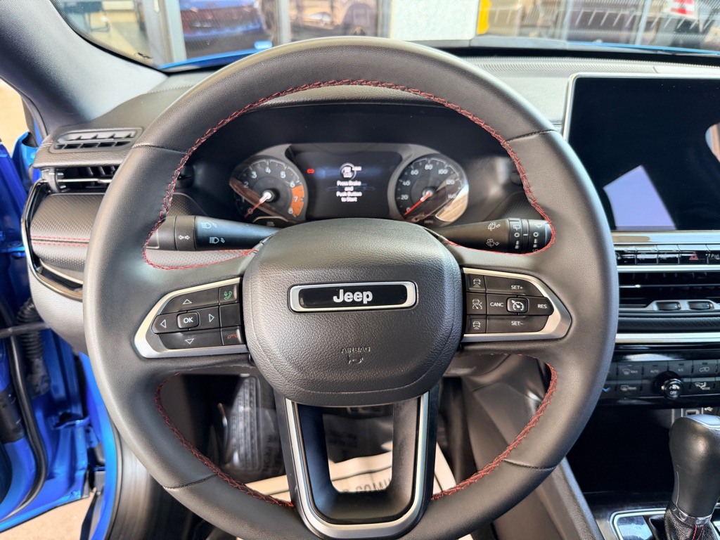 Photo 9 of this JEEP COMPASS