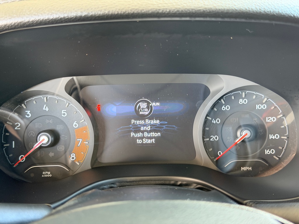 Photo 10 of this JEEP COMPASS