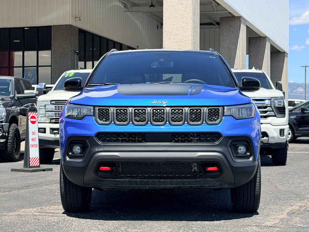 Photo 28 of this JEEP COMPASS