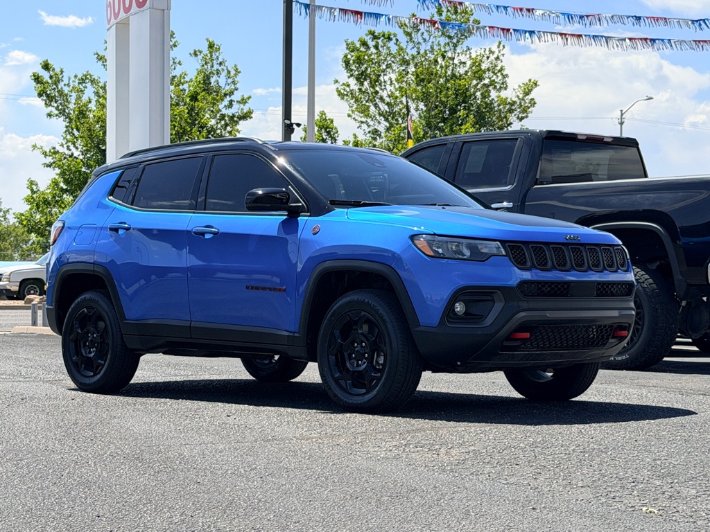 Photo 46 of this JEEP COMPASS