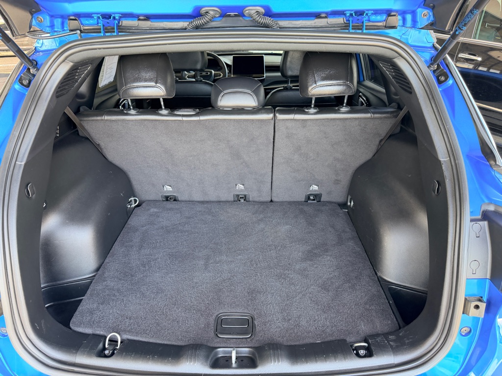 Photo 20 of this JEEP COMPASS