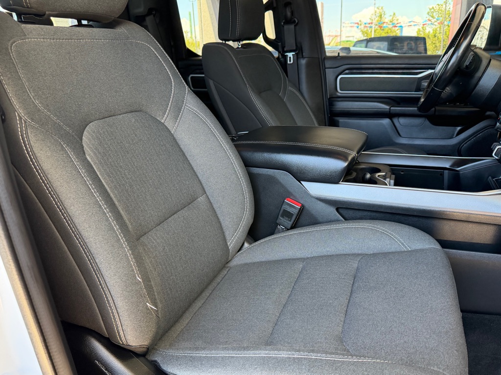 Photo 33 of this RAM 1500